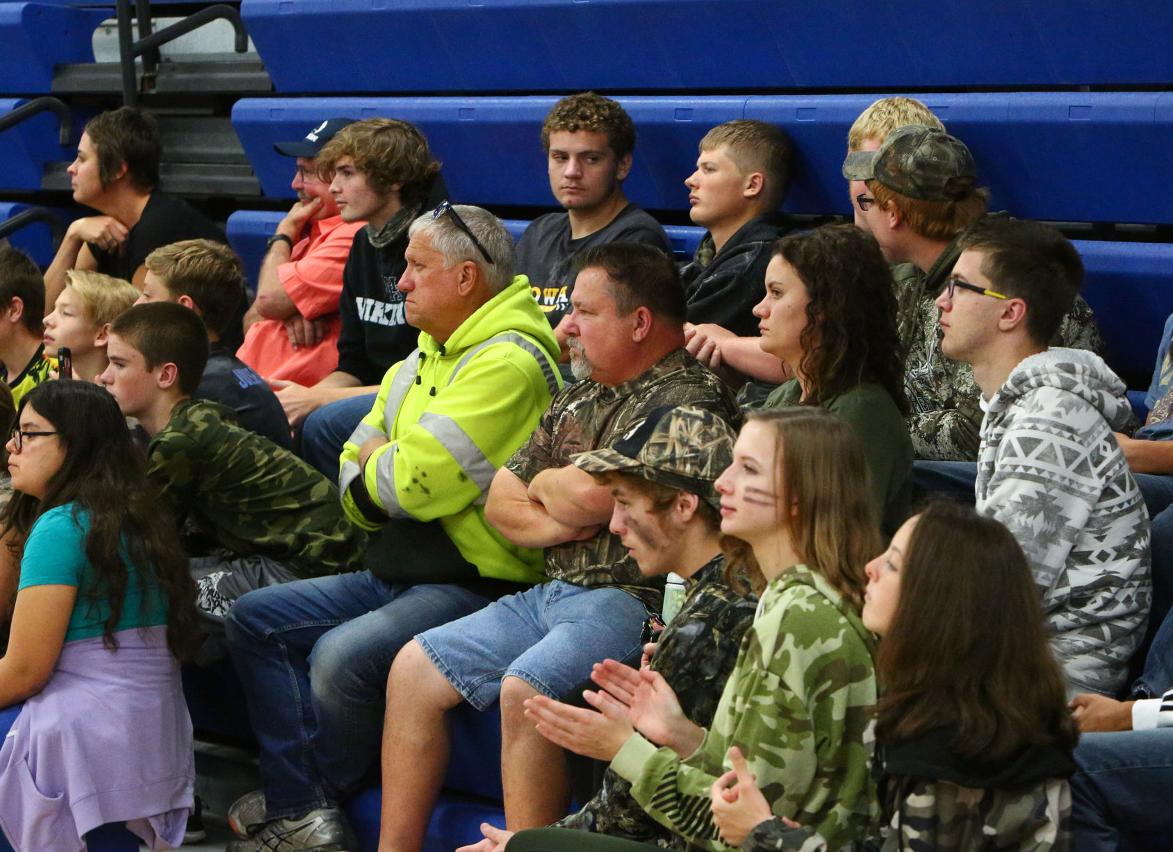 Bernie Sanders at Northwood-Kensett School 09-23-2019 (8).jpg
